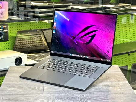 Asus Rog Zephyrus G16 GU605M 5